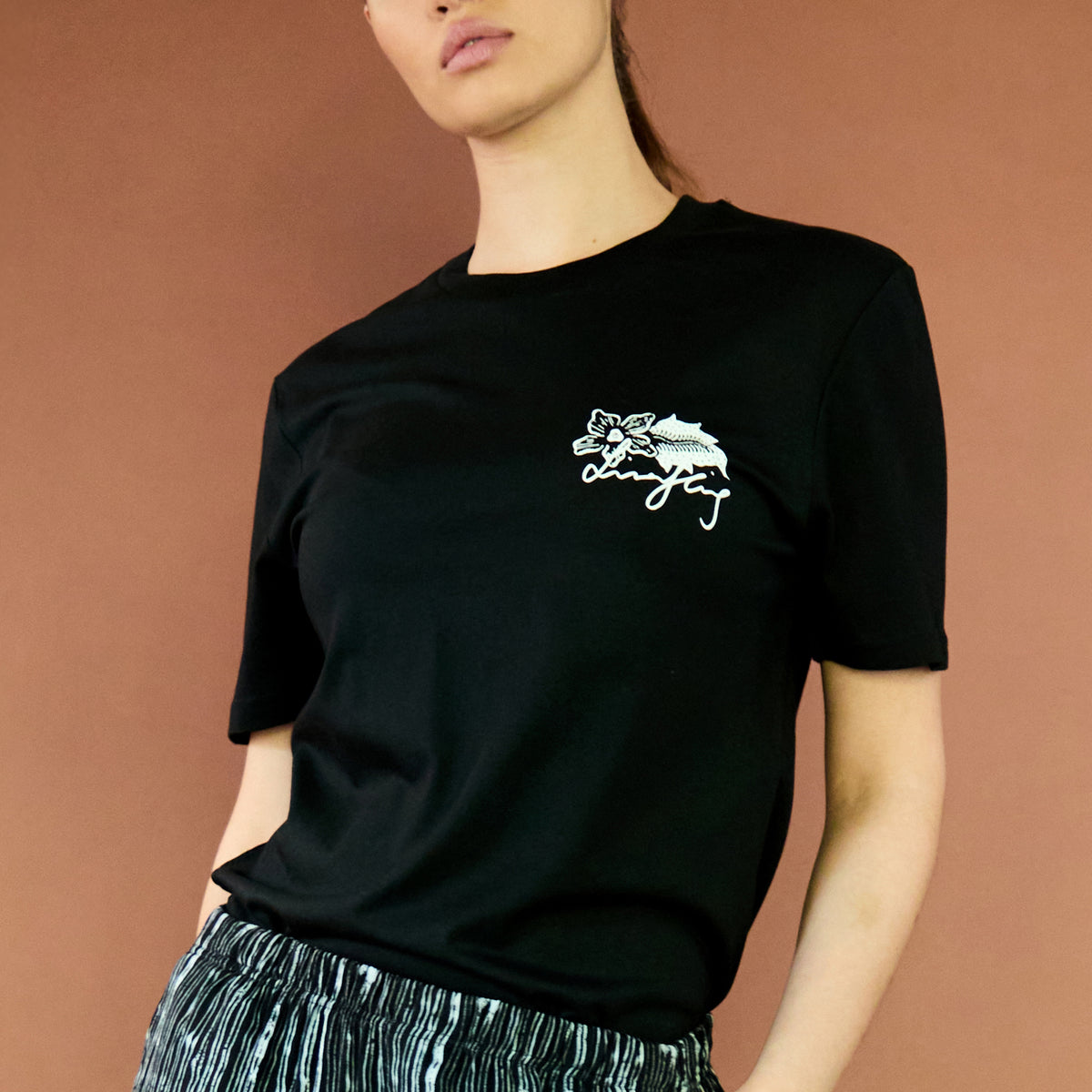 LOGO UNISEX SHORT SLEEVE T-SHIRT * pre order until June 15
