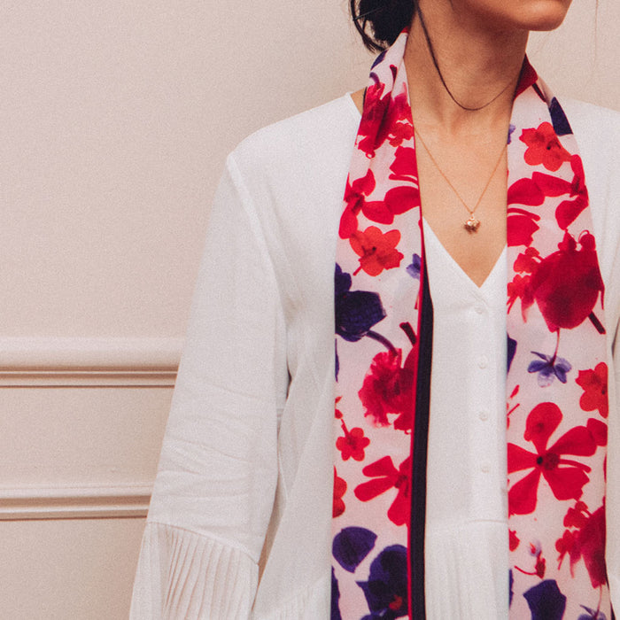 FROST RED LONG SKINNY SCARF